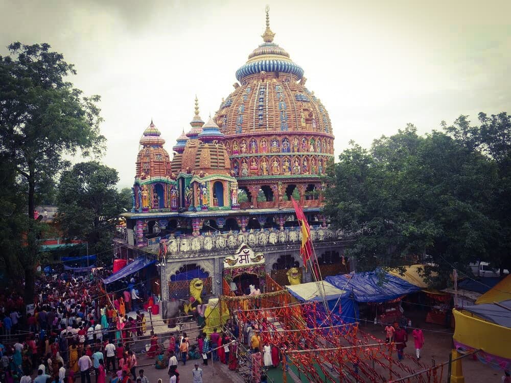 Deori Mandir temple on Subarnarekha River bend with stone ghats and river view, Ranchi district, Jharkhand
