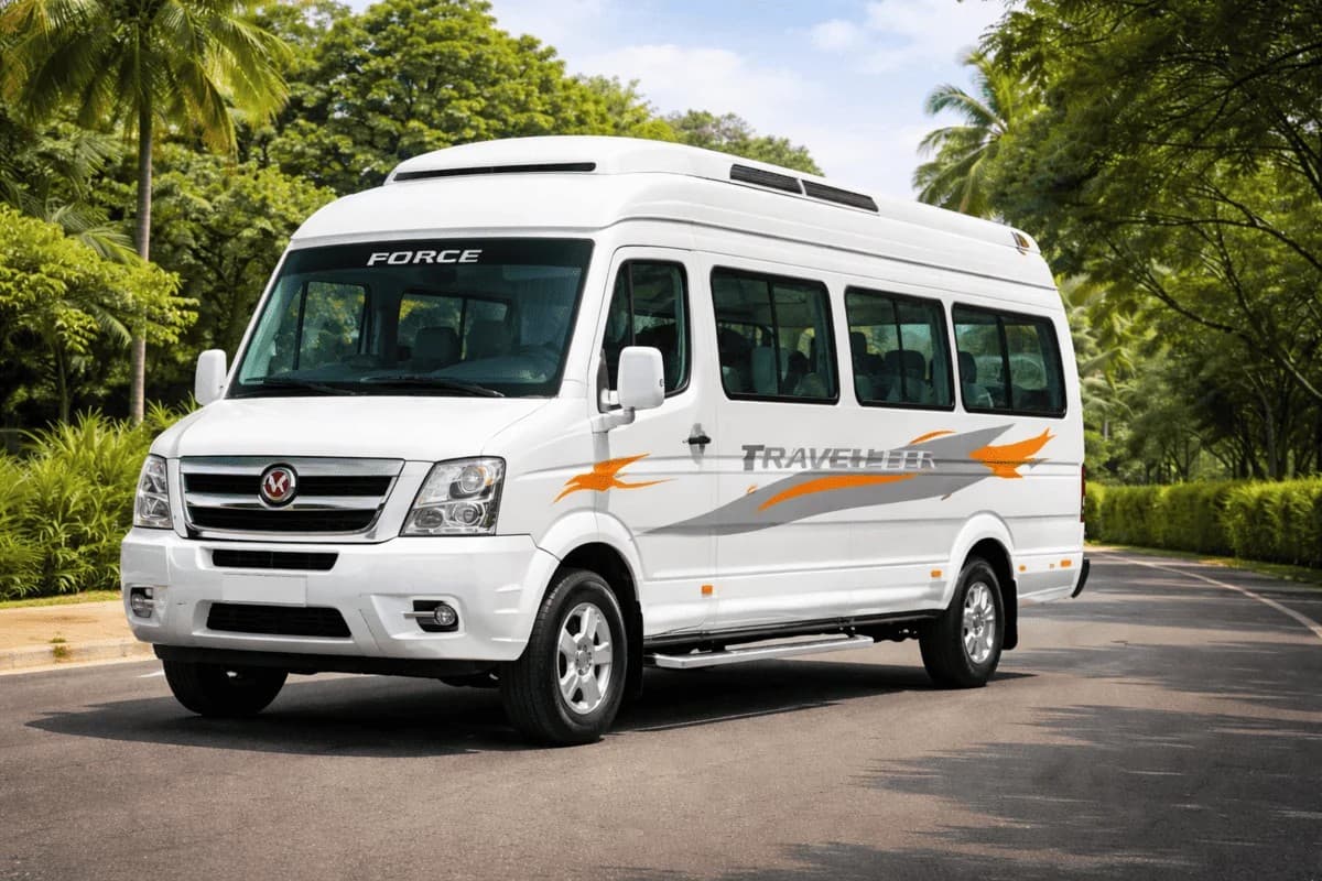 Force Traveller 13 Seater